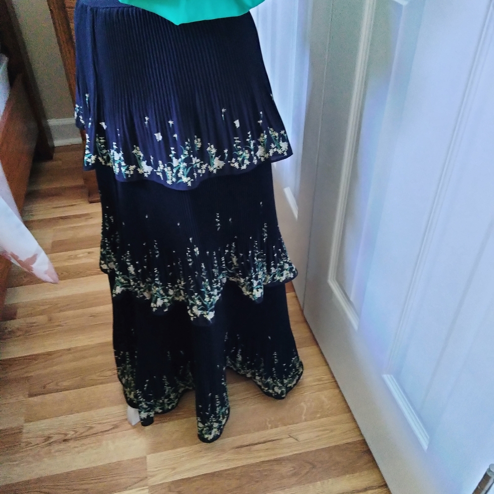 Ted Baker London Black and Green Tiered Maxi Skirt